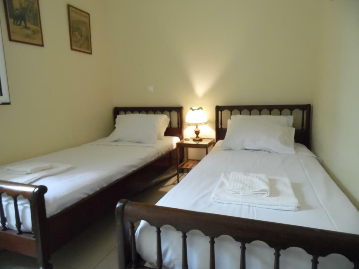 Theni Olive Grove Villa Kato Yerakarion Esterno foto